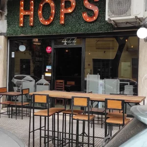 Hops Cervecería Artesanal fachada