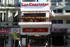 Pizzería Las Cuartetas fachada