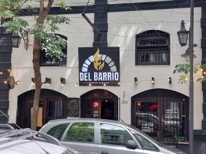 Del Barrio Pizza & Beer fachada