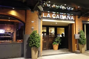 La Cabaña Restaurant fachada