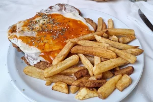 Las Canas Milanesa