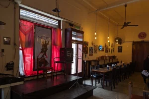 Maria Franco Café - Bar Interior