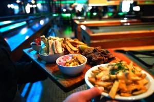 Huaw Bowling Bar Comida