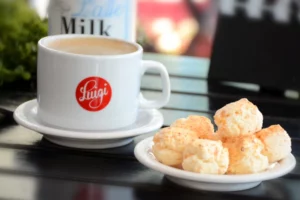 Luigi Heladería y Pasteleria - Güemes Café