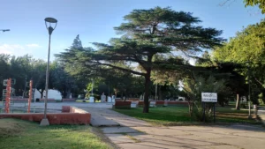 Plaza Ejercito Argentino Fachada