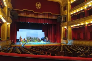 Teatro Oficial Juan de Vera Interior