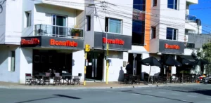 Bonafide - Av Dr Joaquin Carrillo 583 Fachada