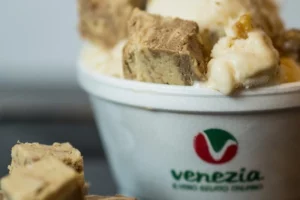 Heladería Venezia y Cafetería Helado Marroc