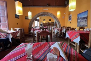 Viracocha Restaurante Interior